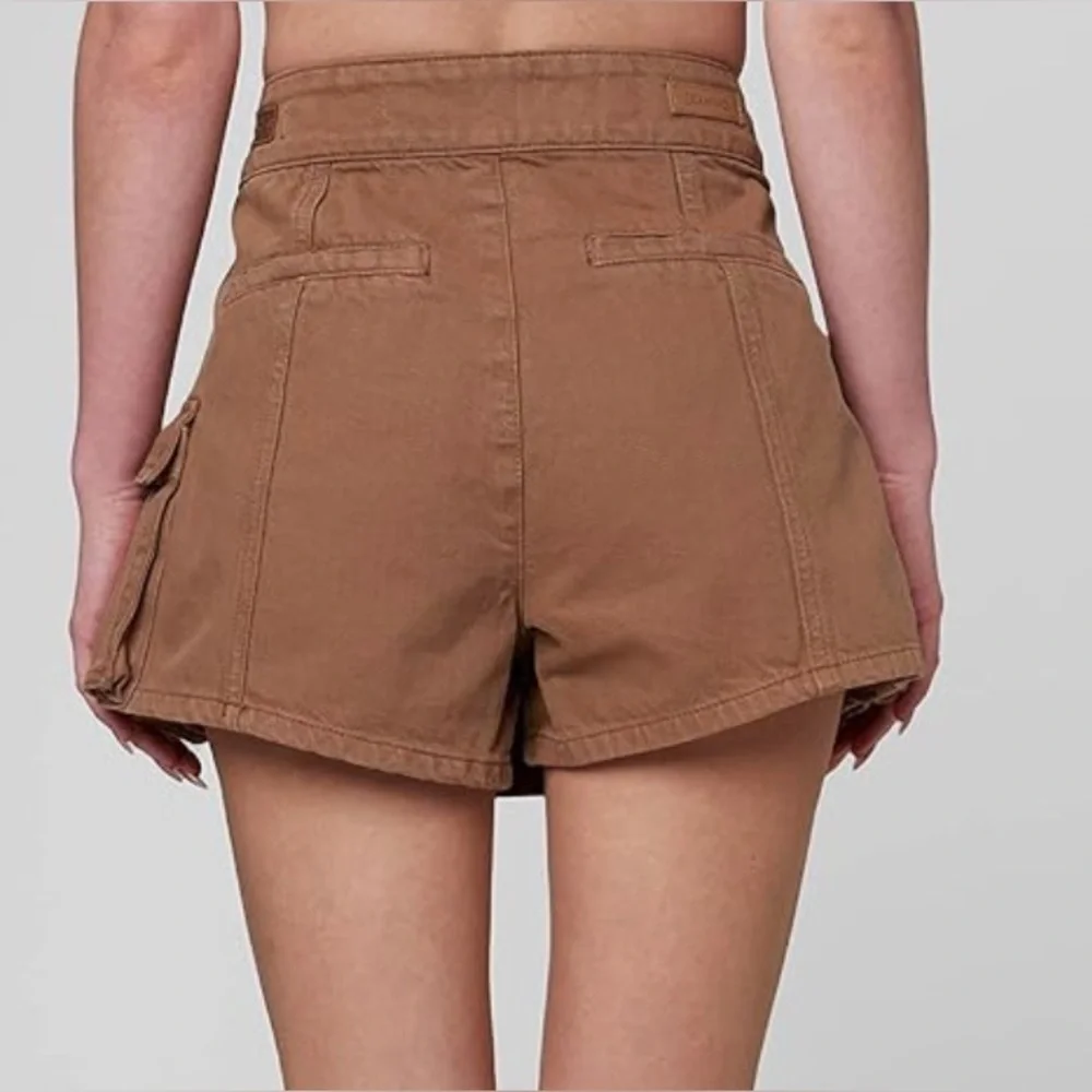 Blank NYC high waist denim cargo skort, size 26